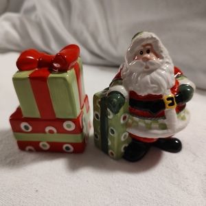 Fitz and Floyd Holiday Cheer Salt and Pepper Shakers